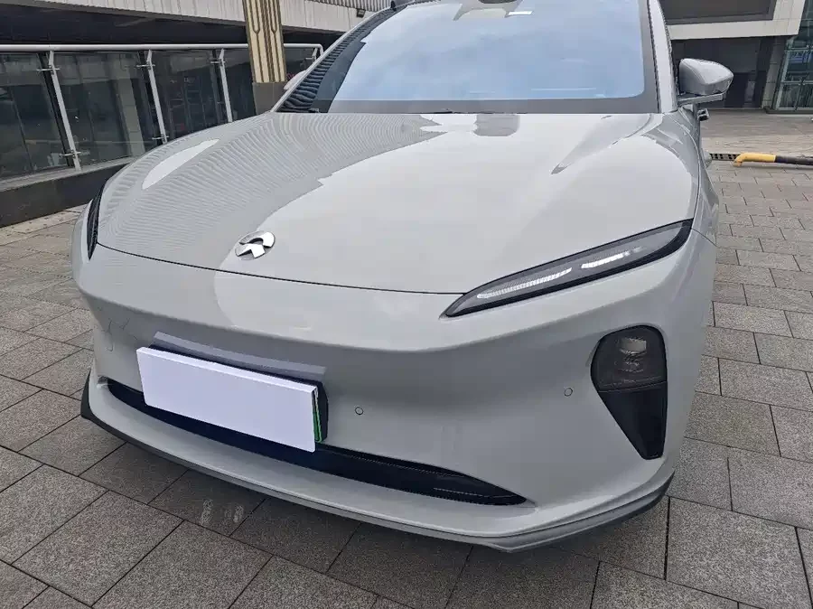 NIO ET5T