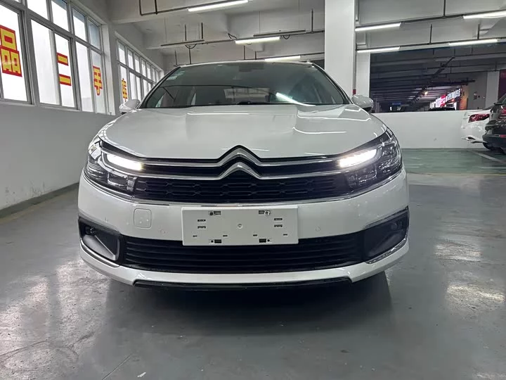 Citroën C4L