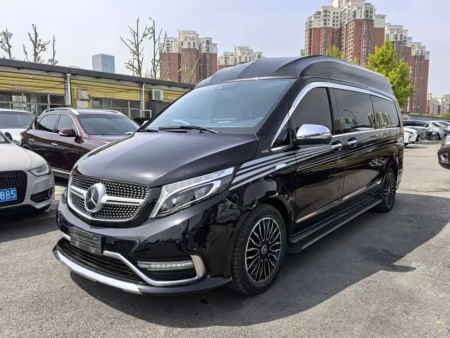 Mercedes Benz Class V