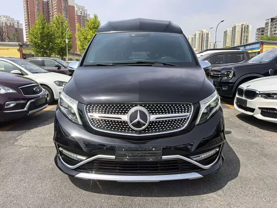 Mercedes Benz Class V