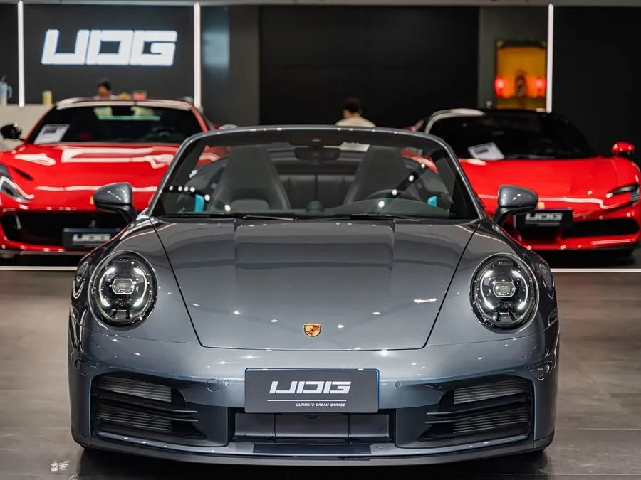 Porsche 911