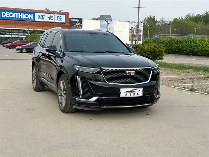 Cadillac XT6