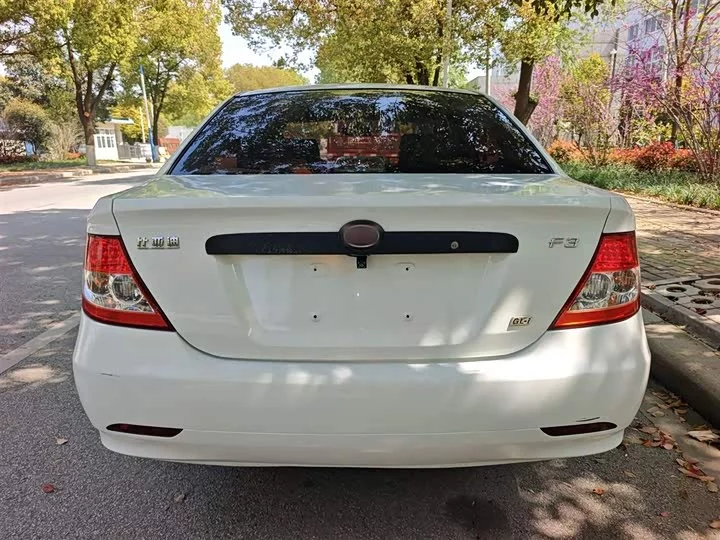 BYD F3