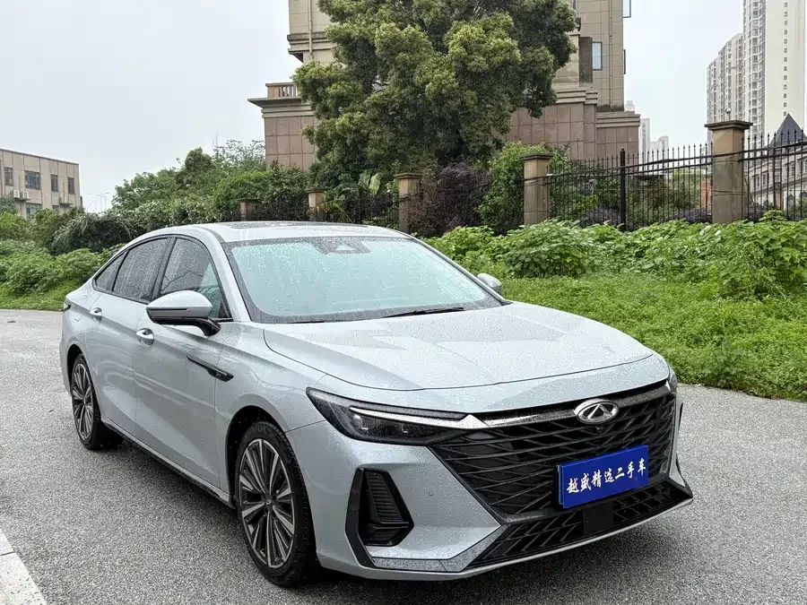 Chery Arrizo 8