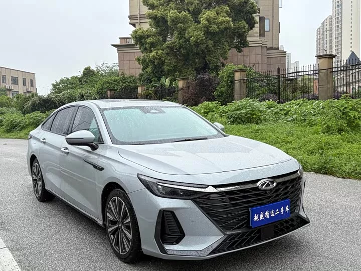Chery Arrizo 8