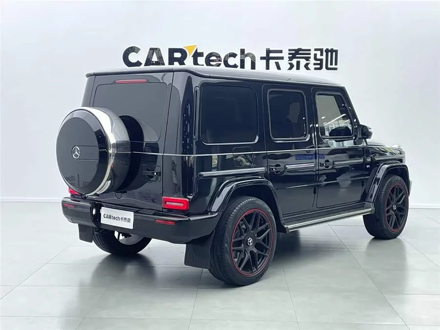 Mercedes Benz G-rated