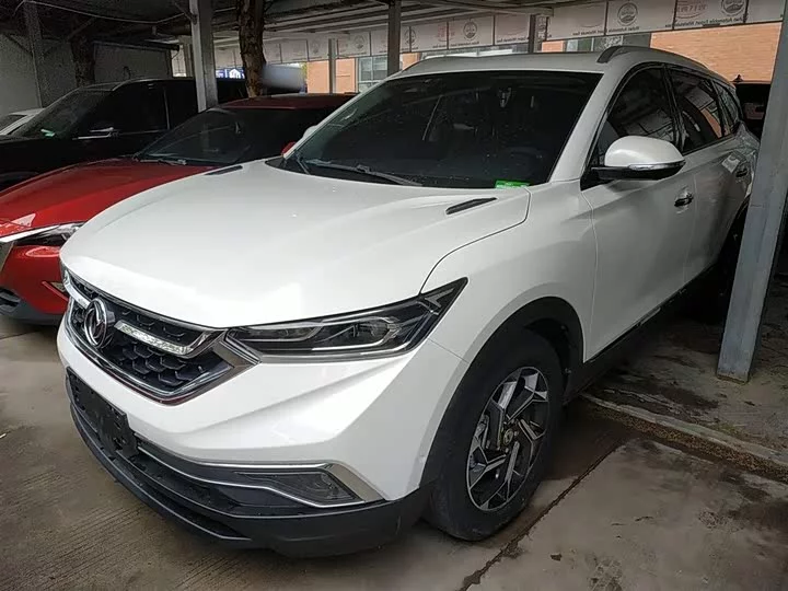 Dongfeng AX7