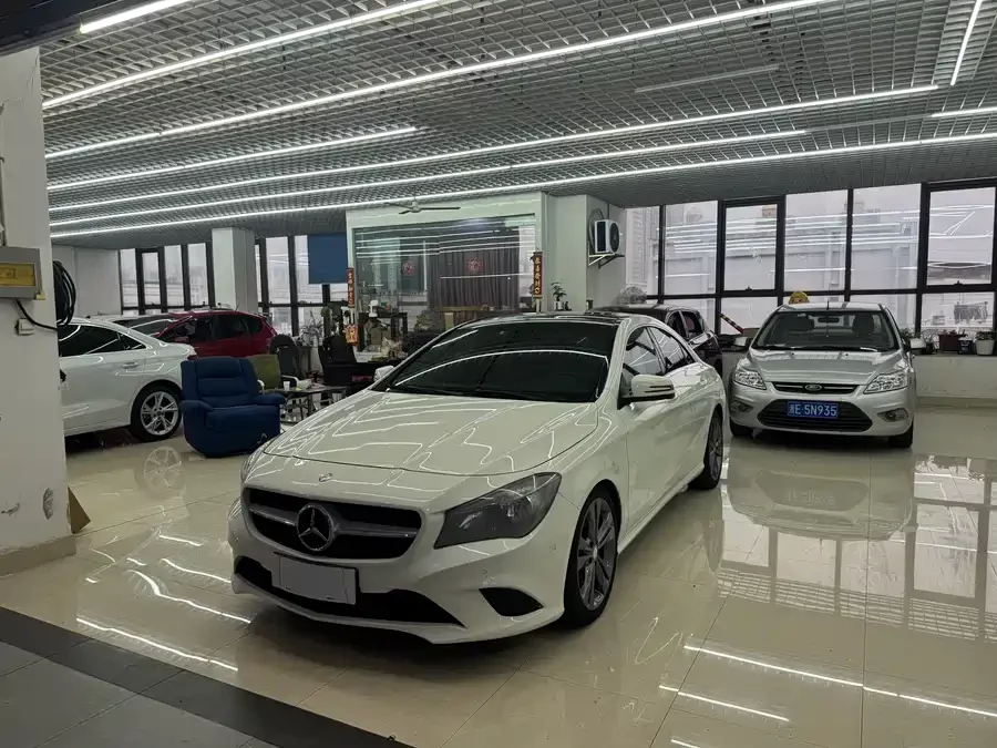 Mercedes-Benz CLA
