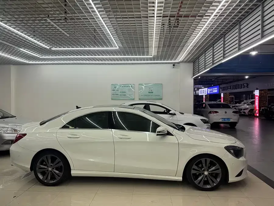 Mercedes-Benz CLA