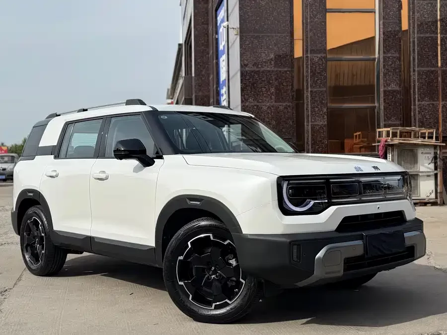 BAIC BJ30