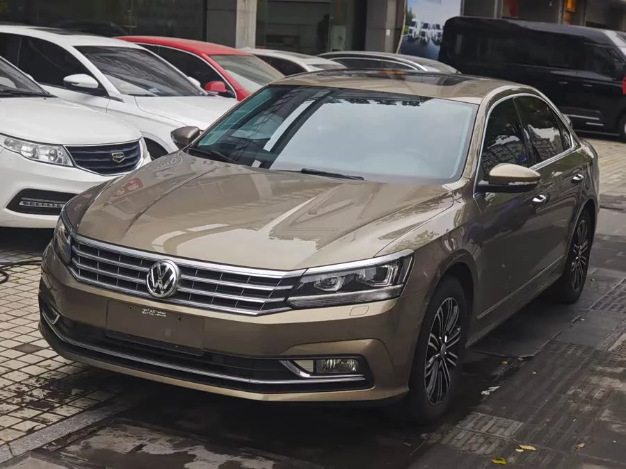 Volkswagen Passat