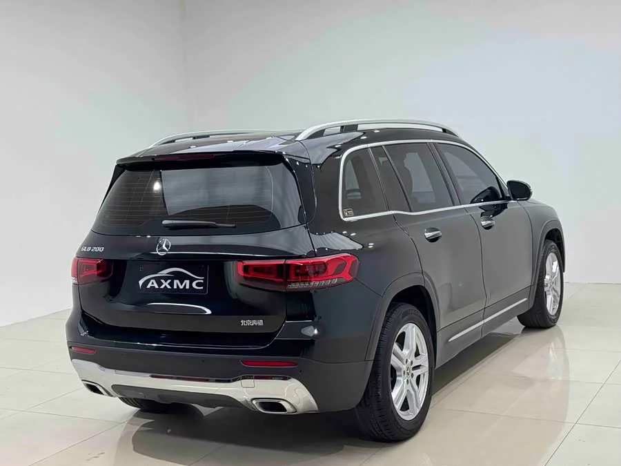 Mercedes Benz GLB