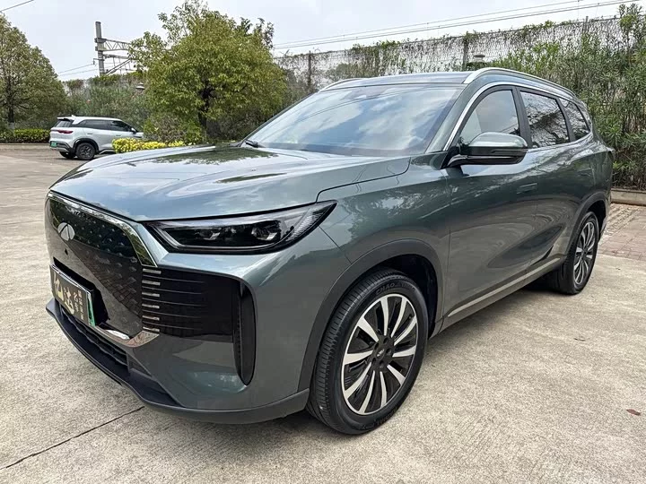 Chery Fengyun T8