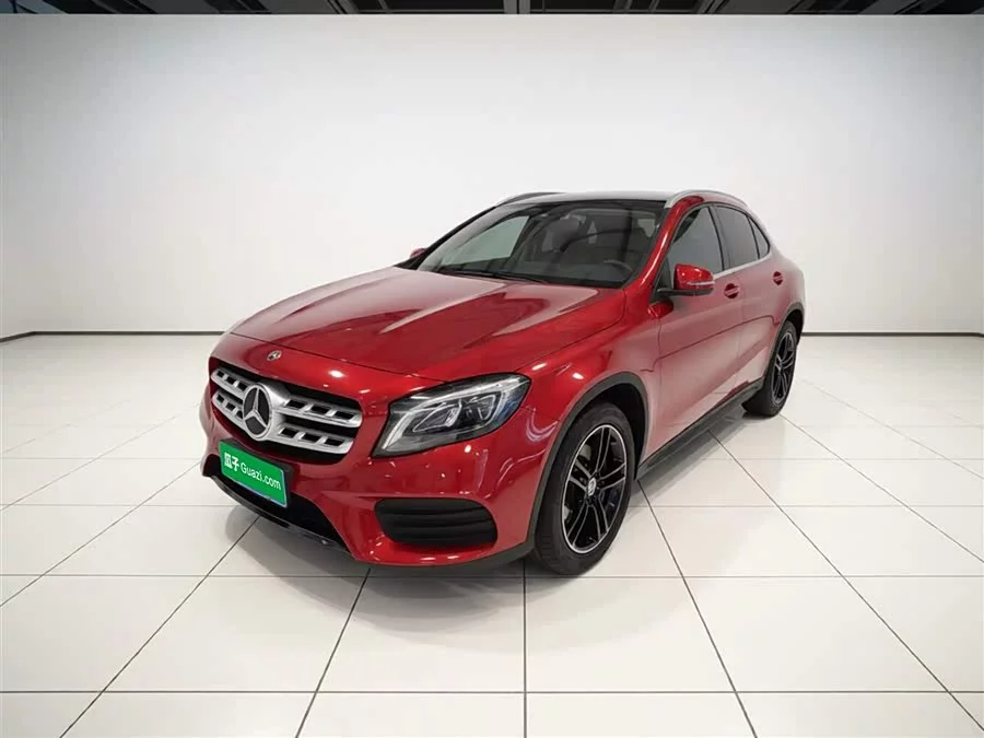 Mercedes Benz GLA