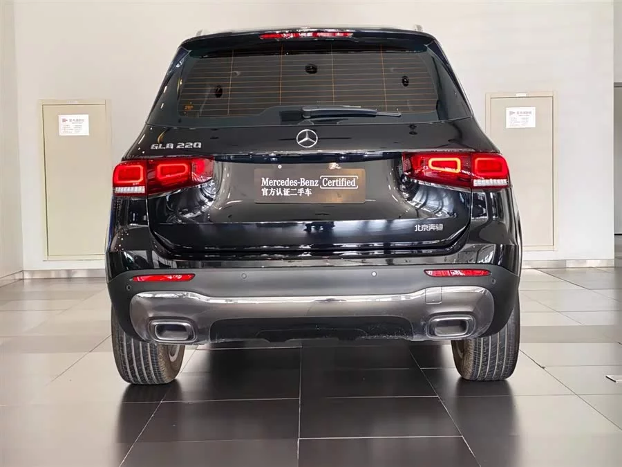 Mercedes Benz GLB