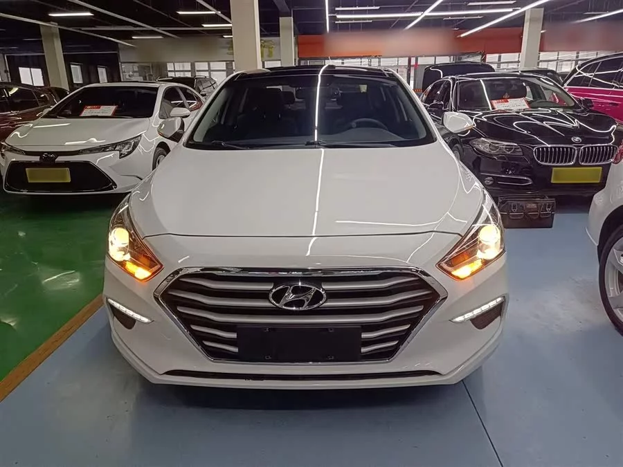 Hyundai Mistra
