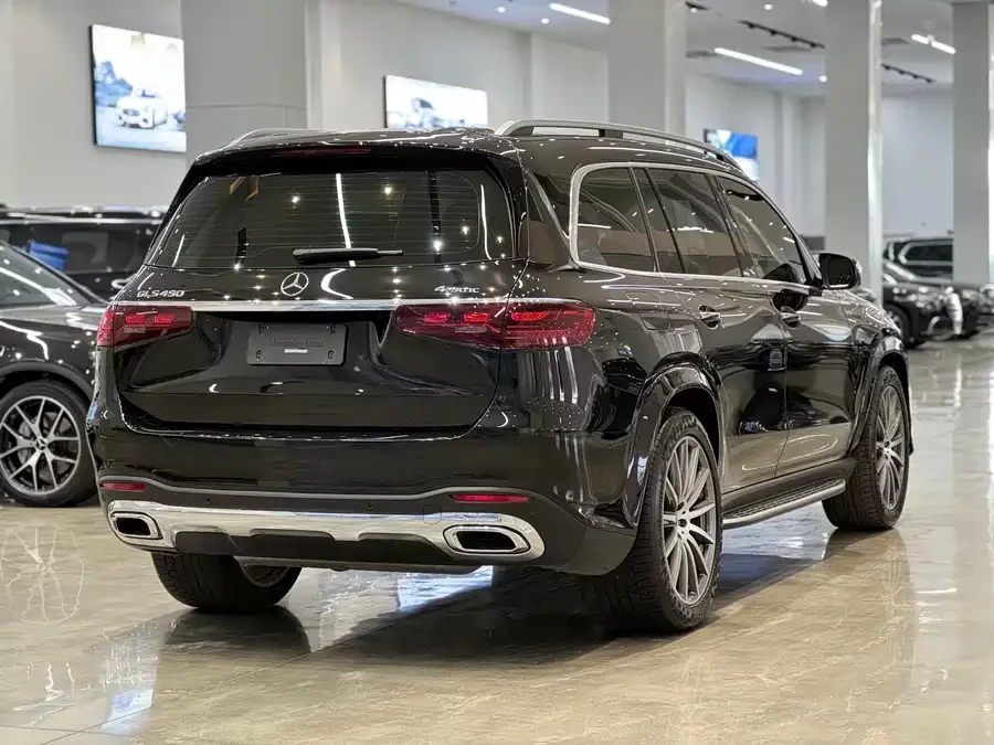 Mercedes Benz GLS