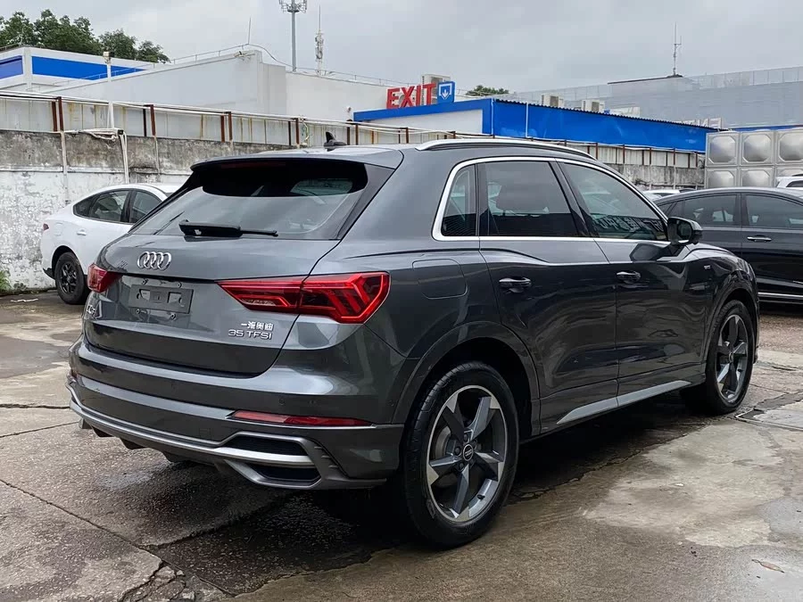 Audi Q3