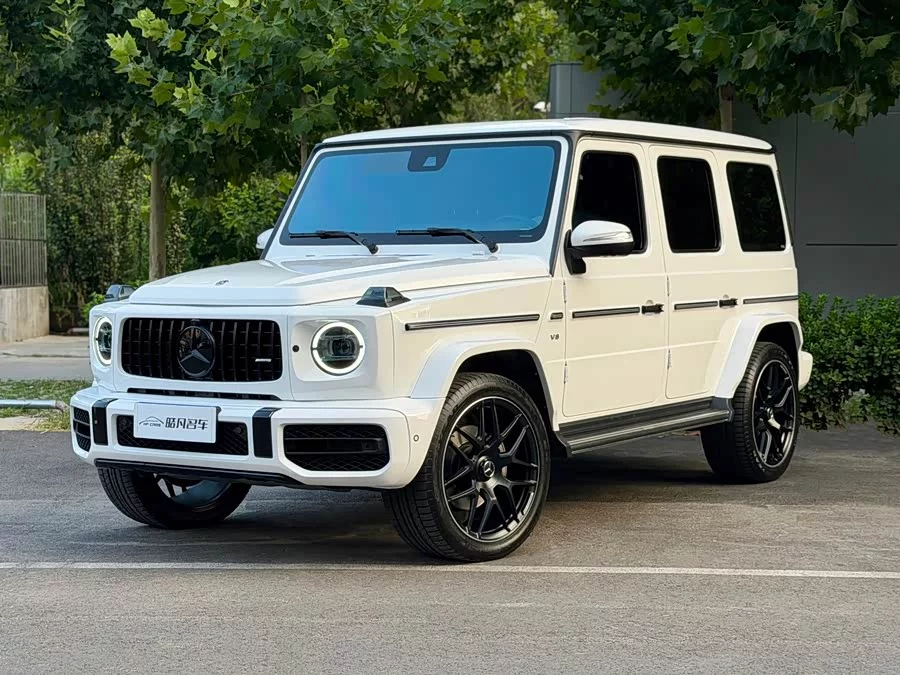 Mercedes Benz G-rated
