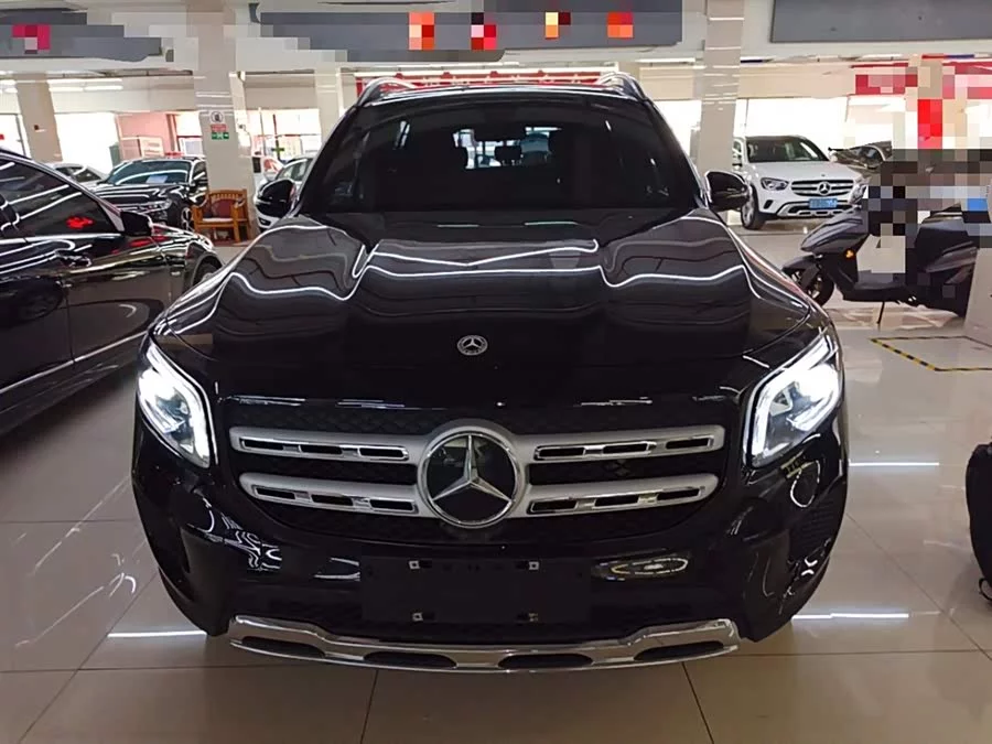 Mercedes Benz GLB