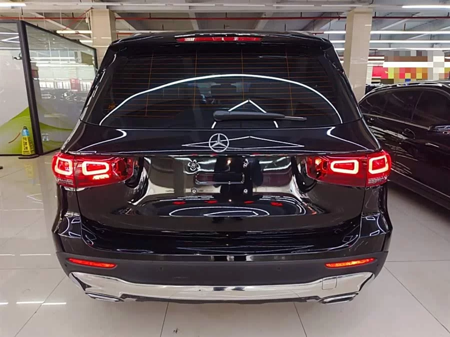 Mercedes Benz GLB