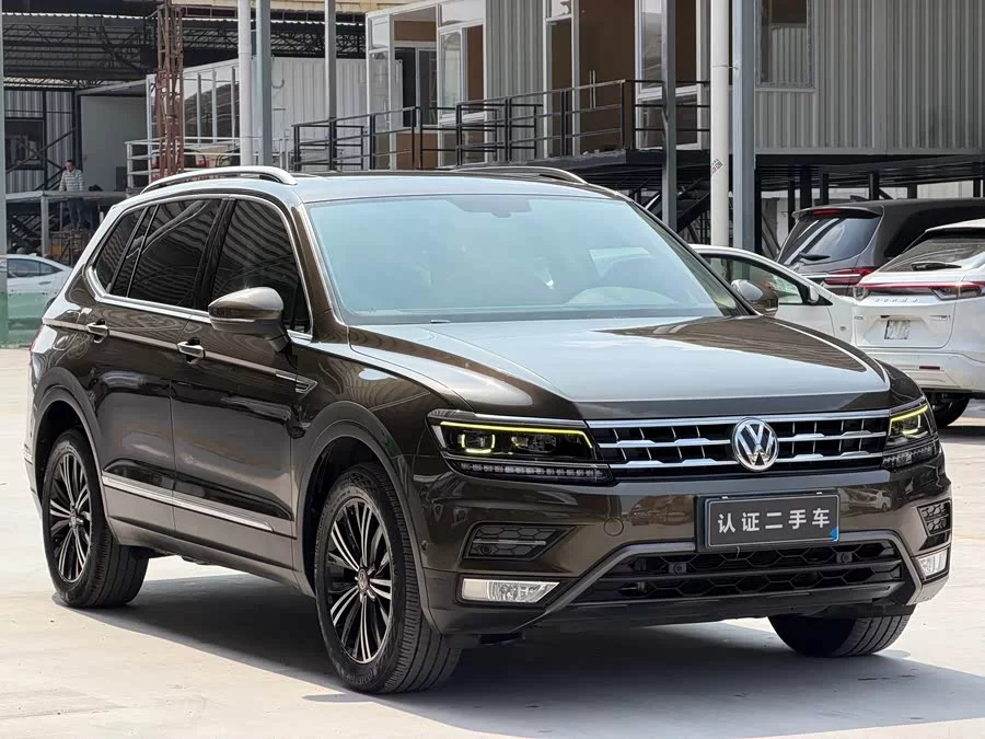 Volkswagen Tiguan L