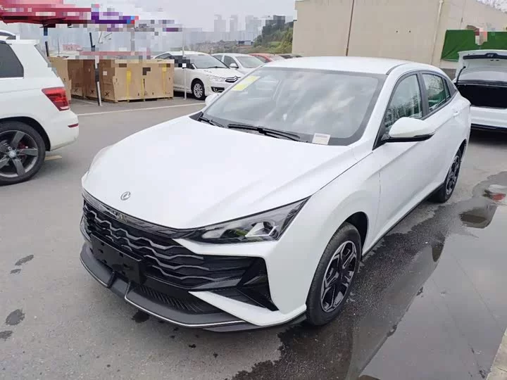 Dongfeng Yixuan