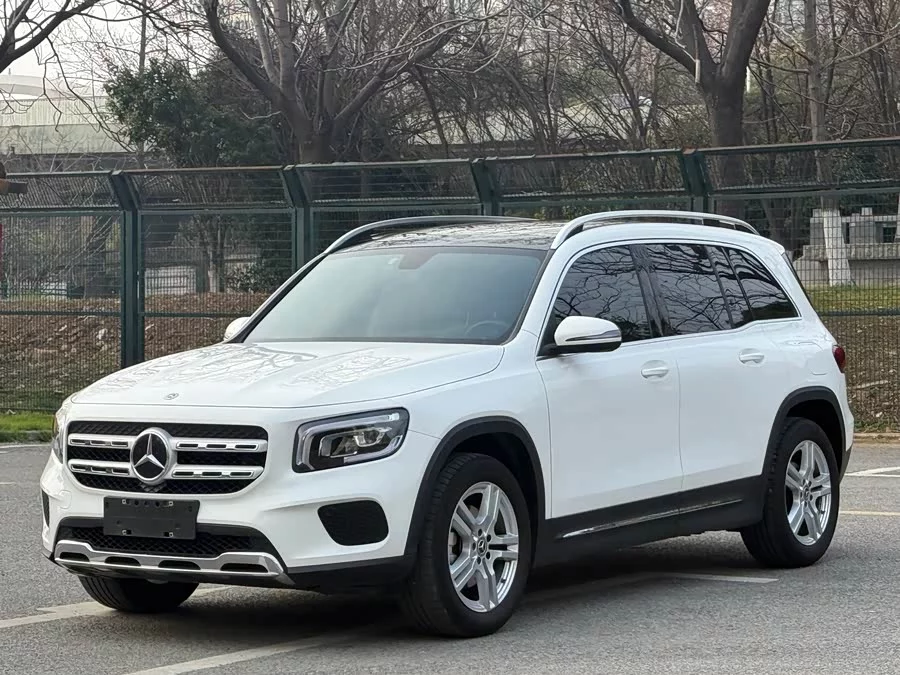 Mercedes Benz GLB