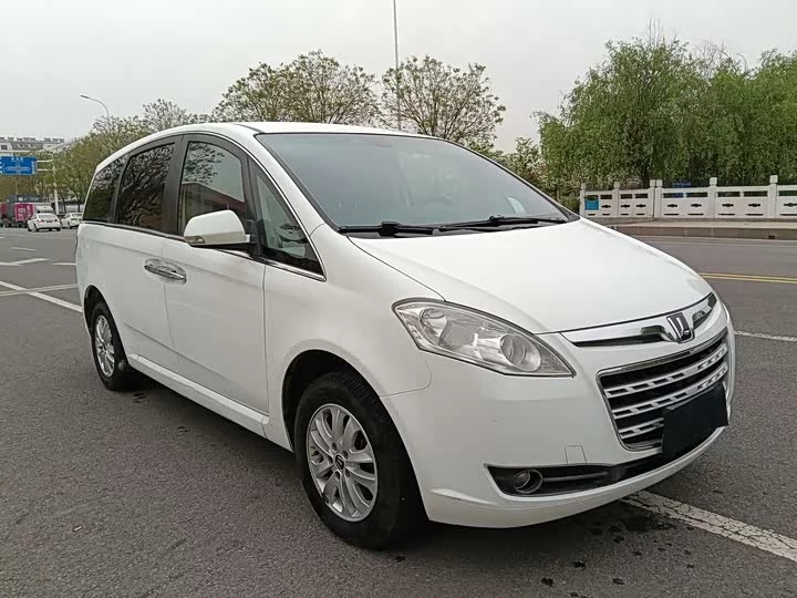 Nazhijie Da 7 MPV