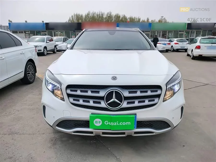 Mercedes Benz GLA