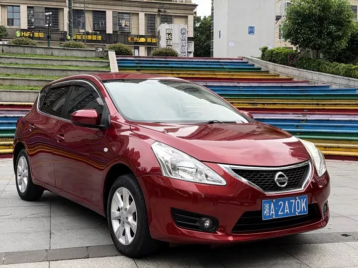 Nissan Tiida