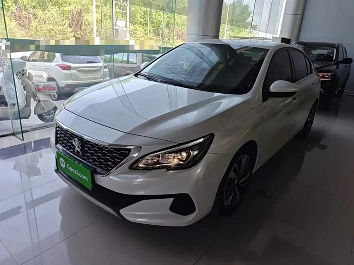 Peugeot 408