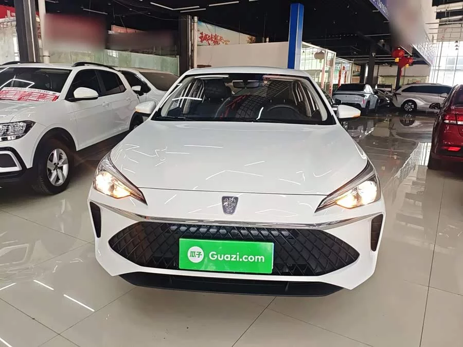 Roewe i5