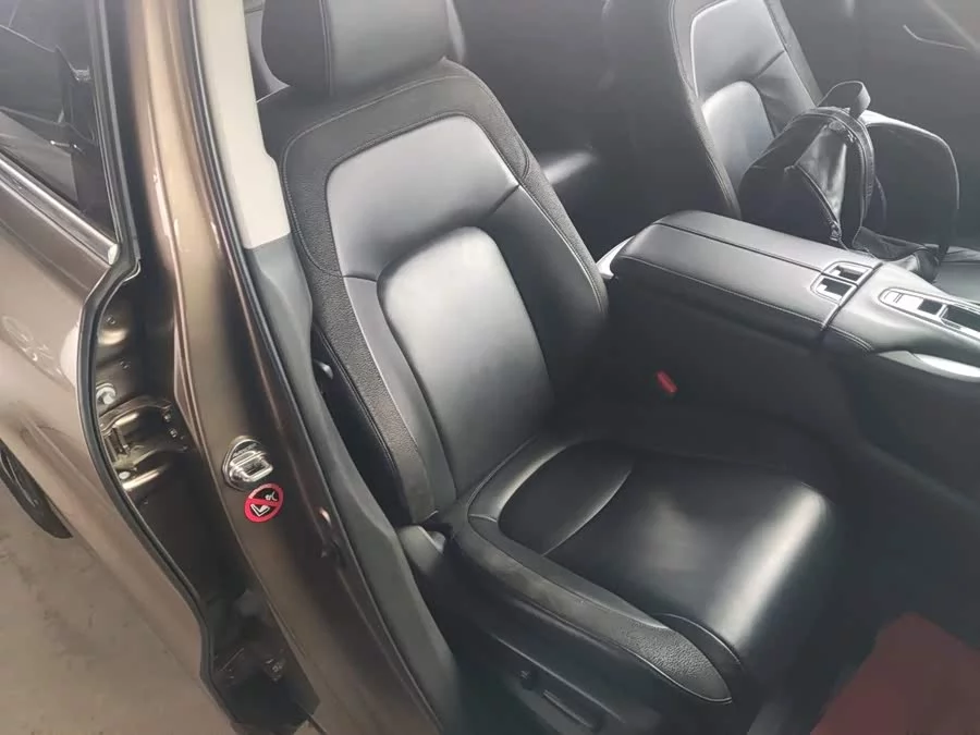 Honda Crown Road