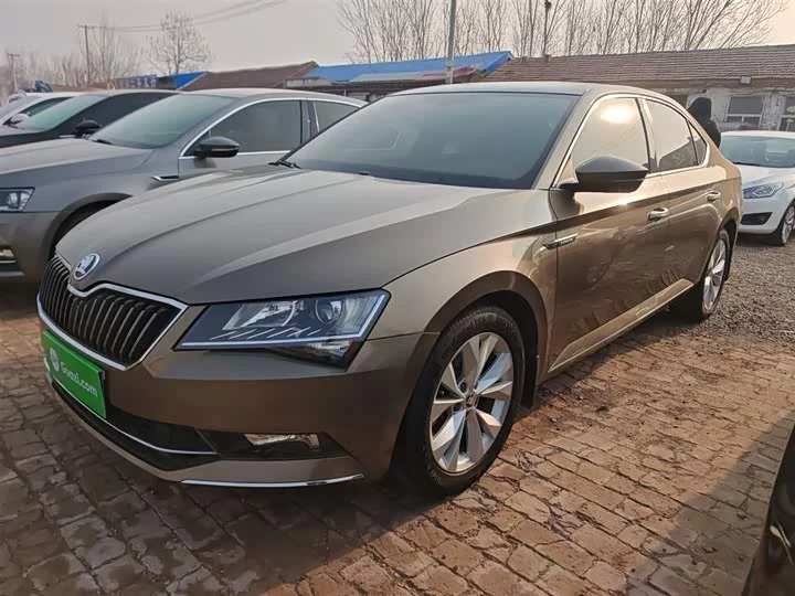 Skoda SuperB