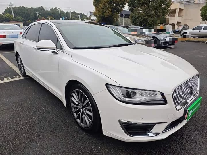 Lincoln MKZ
