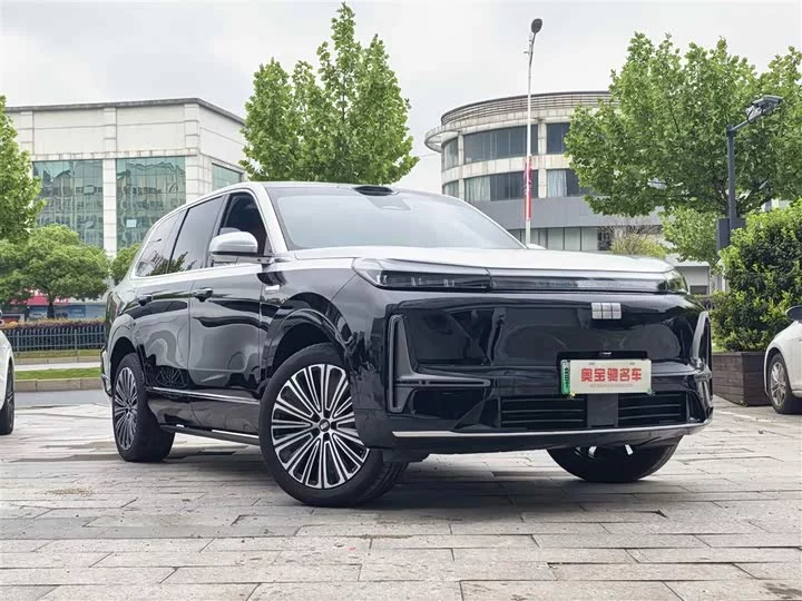 Geely Galaxy M9