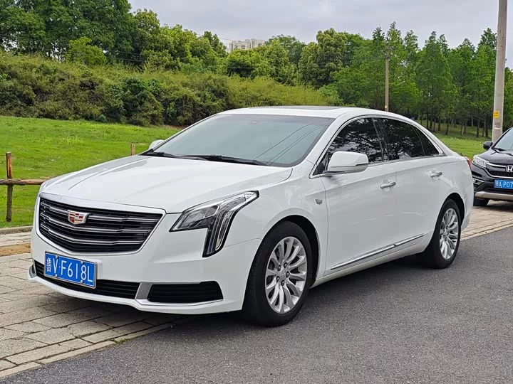 Cadillac XTS