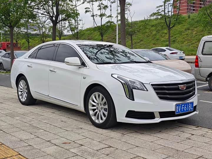 Cadillac XTS