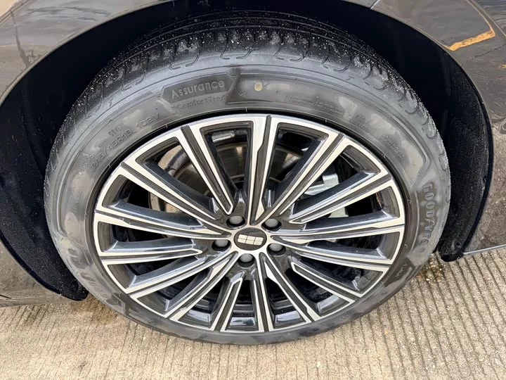 Geely Galaxy Star 8