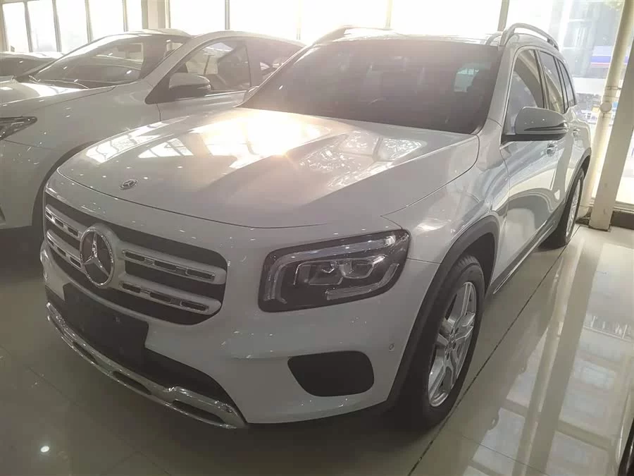 Mercedes Benz GLB