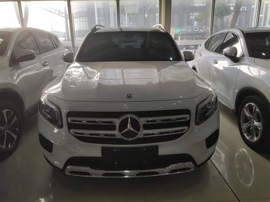 Mercedes Benz GLB