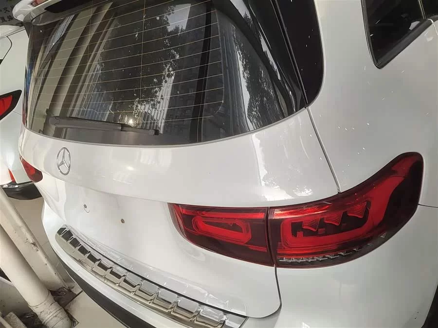 Mercedes Benz GLB