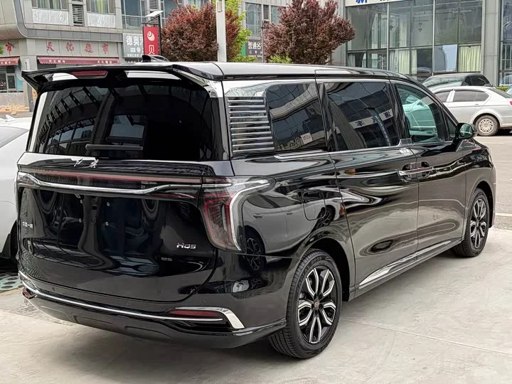 Hongqi HQ9