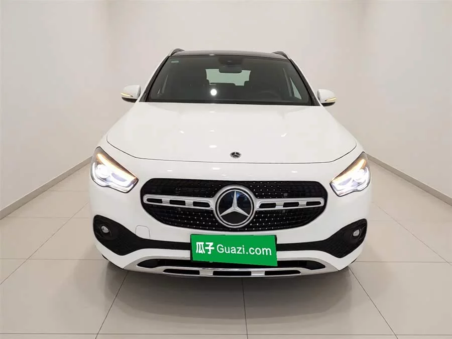 Mercedes Benz GLA