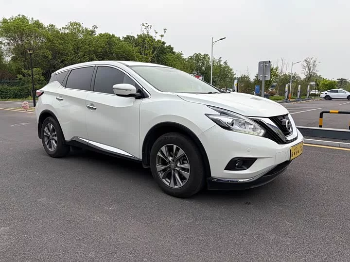 Nissan Loulan