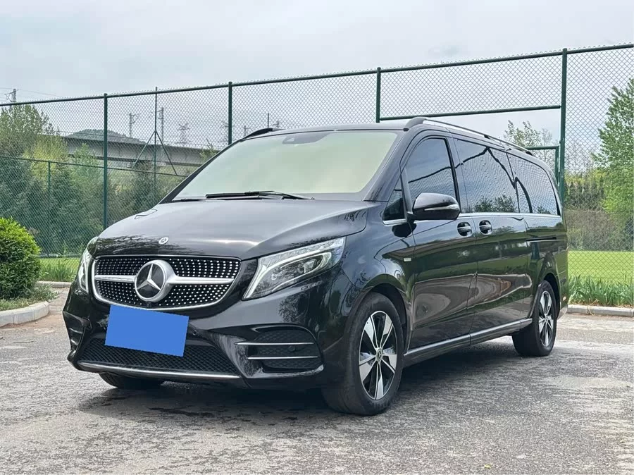 Mercedes Benz Class V
