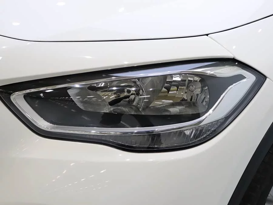 Mercedes Benz GLA