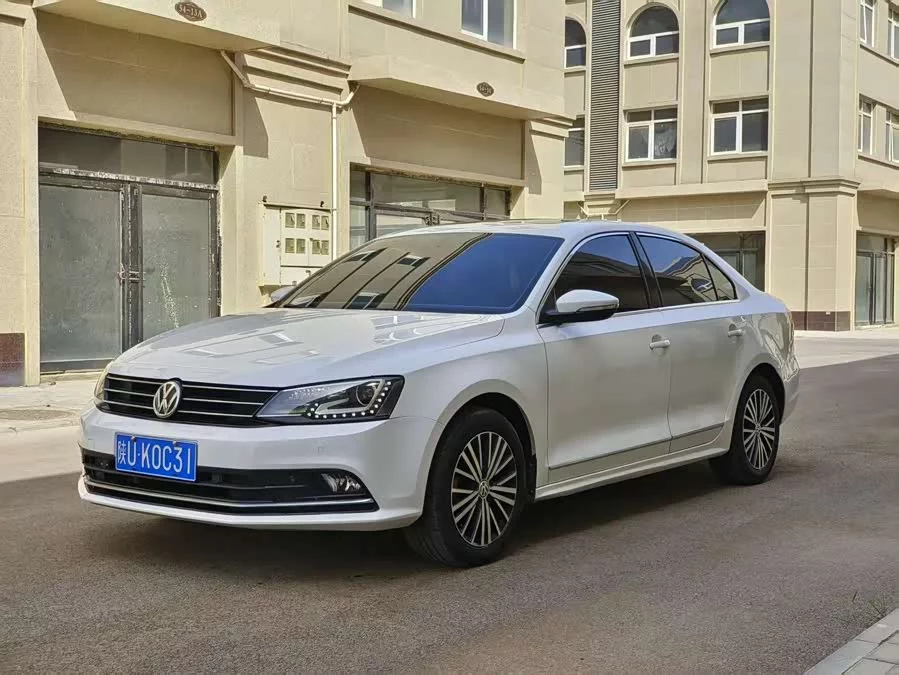 Volkswagen Sagitar