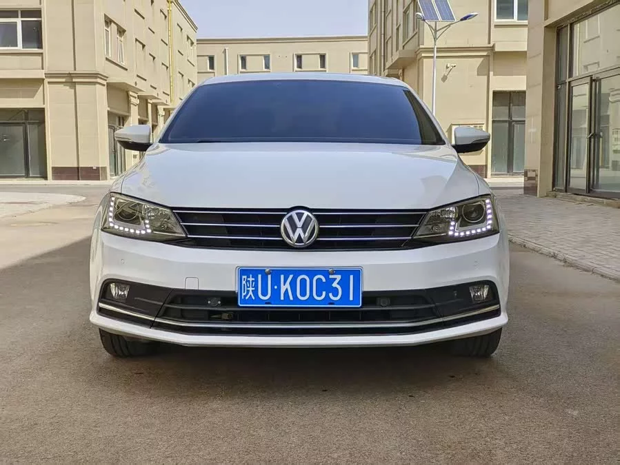 Volkswagen Sagitar